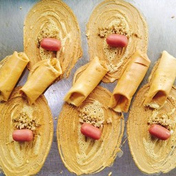 ใส้กรอกหมูสับ 10 ชิ้น 140 บาท