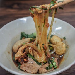 หมูน้ำตก