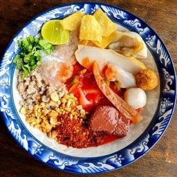 เย็นตาโฟ