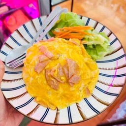 ข้าวไข่ข้นเบค่อนน