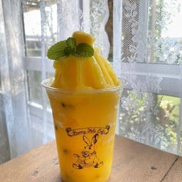 มะม่วงเสาวรสสมูทตี้