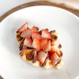 สตรอเบอร์รี่+นูเทลล่า (ขนาด 50 g.) ตัวใหญ่