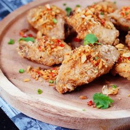 ปีกไก่คั่วพริกเกลือ