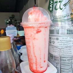 สตอเบอรี่ โยเกิร์ต ปั่น แก้ว22 oz.