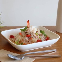 ยำวุ้นเส้น