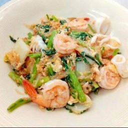 สุกี้ทะเลแห้ง