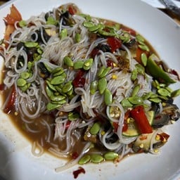 ตำขนมจีน