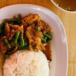 พริกแกงหมู