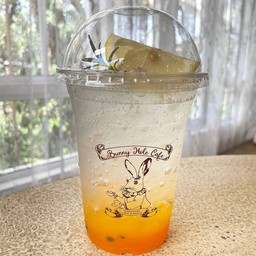 เสาวรสโซดา