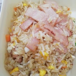 ข้าวผัดแฮม