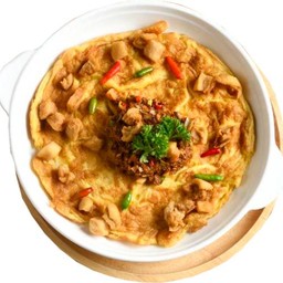 ไข่เจียวเเจ่วบองกากหมู