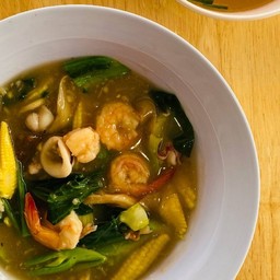 ราดหน้าทะเลรวมมิตร