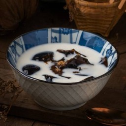 เฉาก๊วย นมสด 