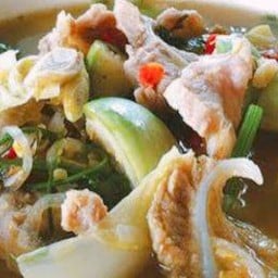 แกงอ่อมกระดูกอ่อนหมู