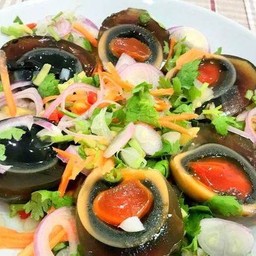 ยำไข่เยี่ยวม้า