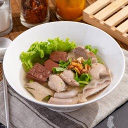 ต้มเลือดหมู ไม่เครื่องใน