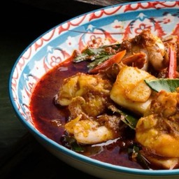 พริกแกงปลาหมึก(กับข้าว)