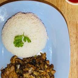 หมูกระเทียม