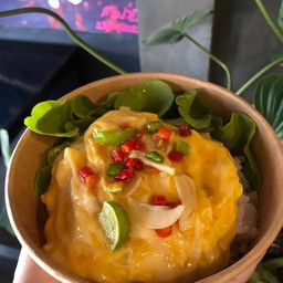 ข้าวไข่ข้นน้ำปลาพริก