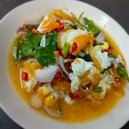 ยำไข่ดาว