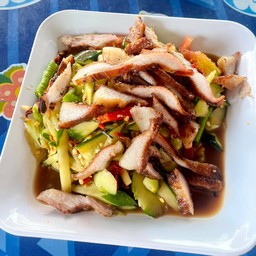 ตำเเตง + คอหมูย่าง