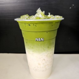 มะพร้าวชาเขียวเย็น