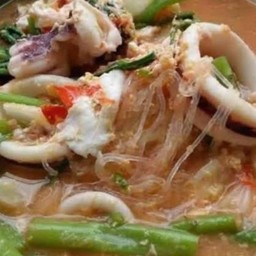 สุกี้ปลาหมึก