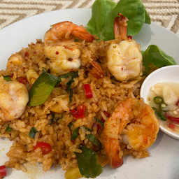 ข้าวผัดต้มยำทะเล