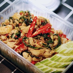 ข้าวกะเพรา เมากาว คลีนฟู้ด โฮมคิทเช่น เฮลตี้