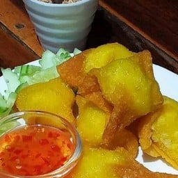 เกี้ยวห่อไข่นกกระทาทอด