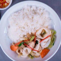 ข้าวรวม ยำแซ่บ แม่สาย