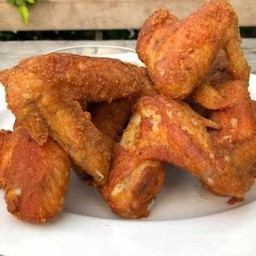 ปีกไก่ทอดน้ำปลา