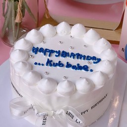 เค้กผูกโบว์รอบเค้กก งานพลีเมียม ขนาด 1 ปอนด์