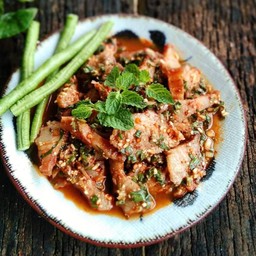 น้ำตกหมู