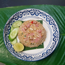 ข้าวผัดแหนม ขุนช้าง