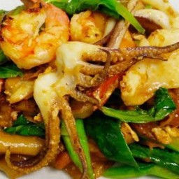 กุ้ง-หมึกผัดซีอิ๊ว