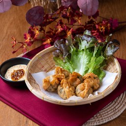 เกี๊ยวเสฉวนทอด ซอสหมาล่ามาโย