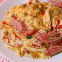 ข้าวไข่ข้นแหนมพริกสดซอย