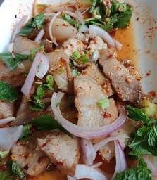 น้ำตกหมู