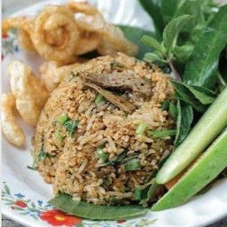 ข้าวผัดลาบ