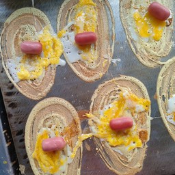 ไส้กรอก+ไส้ไข่นก 5 ชิ้น 65 บาท