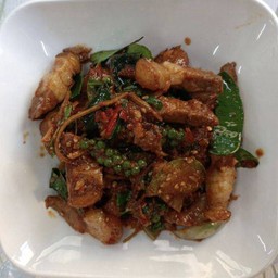 ผัดเผ็ดหมูป่า