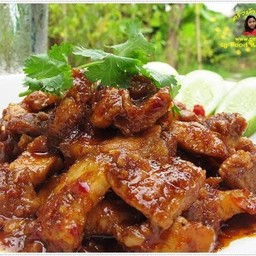 ข้าว ผัดพริกเผากระดูกหมู