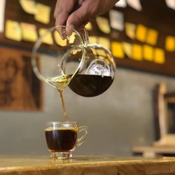 กาแฟดำ อเมริกาโน่ หรือ ลองแบล็ค