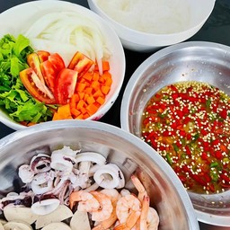 ยำรสแซ่บ สโตร์