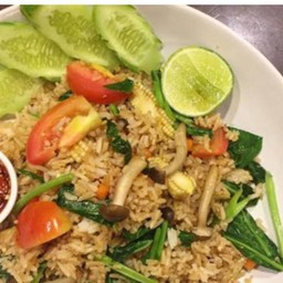ข้าวผัดผัก