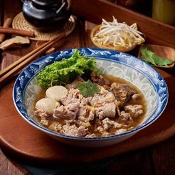 B4 เกาเหลารวมหมู