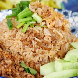 ข้าวผัดลาบหมู