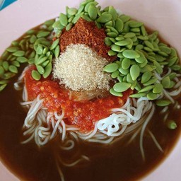ขนมจีนน้ำกะปิ