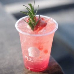 สตอเบอรี่โซดา